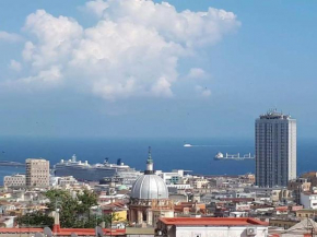 Il Volo del Gabbiano, Napoli